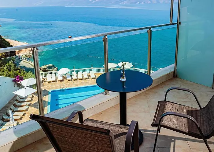 Otel Toto &