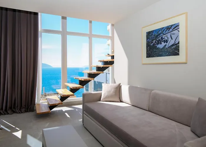 Toto & Otel 4*