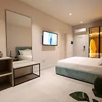 Hotel Toto &