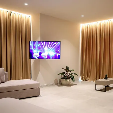 Toto Boutique Hotel&apartments 4* Vlorë