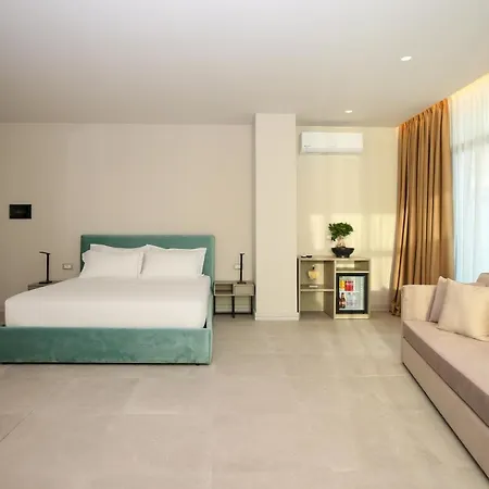 Toto Boutique Hotel&apartments 4*