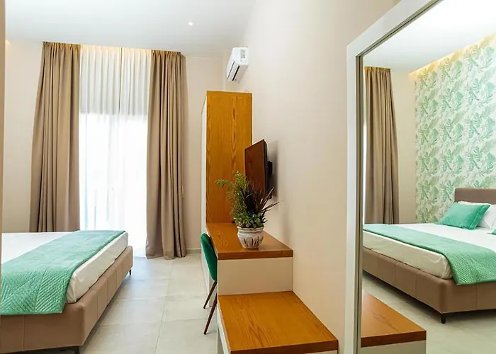Hotel Toto &