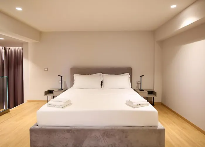 Toto & Hotel