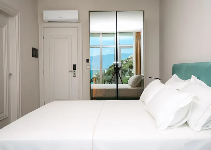 Hotel Toto & 4*